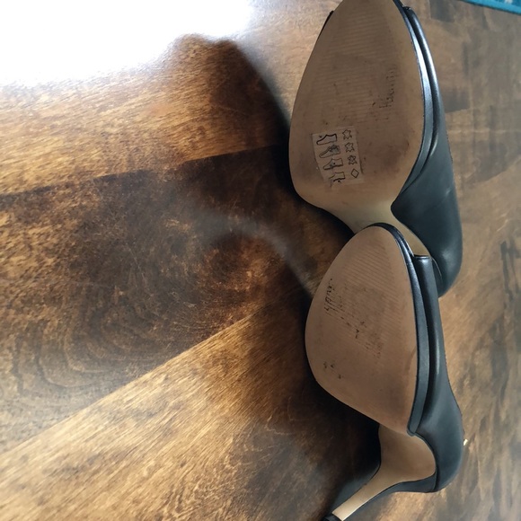 Michael Kors Hamilton Peep Pump Black Leather - Picture 8 of 10